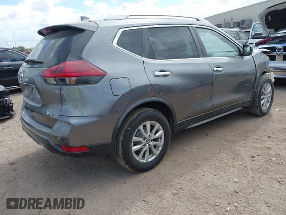 ✅ 2018 Nissan Rogue SV • VIN: KNMAT2MT3JP515336 • Lot: 43466675. Listed on IAAI with 60,502 mi. Free auction sales archive from the USA and detailed vehicle history report at DreamBid. Image 4.