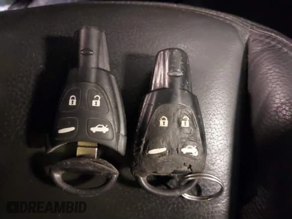 ✅ 2011 Saab 9-3 • VIN: YS3FA4CY8B1306580 • Lot: 41495000. Listed on IAAI with 106,443 mi. Free auction sales archive from the USA and detailed vehicle history report at DreamBid. Image 11.