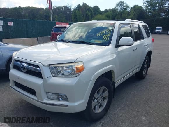 ✅ 2013 Toyota 4Runner SR5 • VIN: JTEBU5JR3D5130804 • Lot: 43147644. Wystawiony na IAAI z przebiegiem 248 493 mil. Bezpłatny archiwum sprzedaży aukcyjnych z USA i szczegółowy raport historii pojazdu na DreamBid. Zdjęcie 2.