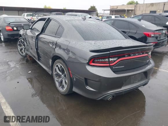 ✅ 2019 Dodge Charger GT • VIN: 2C3CDXHG8KH609030 • Lot: 43448164. Listed on IAAI with 73,714 mi. Free auction sales archive from the USA and detailed vehicle history report at DreamBid. Image 3.