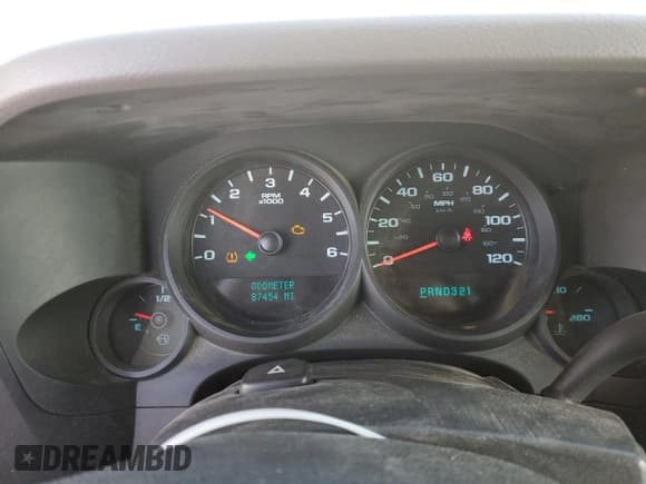 ✅ 2009 GMC Sierra 1500 Work Truck • VIN: 1GTEC14X29Z211929 • Лот: 90378395. Опубликован ранее на Copart с пробегом 87 454 миль. Бесплатный доступ к архиву аукционных продаж из США и подробный отчёт об истории автомобиля на DreamBid. Изображение 9.