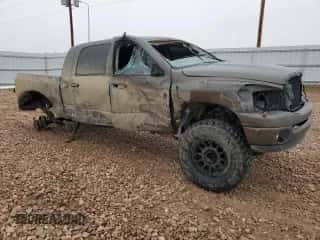 2006 Dodge 3500 SLT z VIN 3D7LX39C16G158087, wystawiony jako Copart lot #53310925 z przebiegiem 172 504 mil mil oraz Czysty tytuł • Clean title. Historia ofert i sprzedaży dostępna na DreamBid. Obrazek 4.