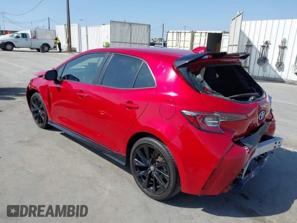 ✅ 2021 Toyota Corolla Nightshade • VIN: JTND4MBE4M3112533 • Lot: 43333980. Wystawiony na IAAI z przebiegiem 36 706 mil. Bezpłatny archiwum sprzedaży aukcyjnych z USA i szczegółowy raport historii pojazdu na DreamBid. Zdjęcie 3.