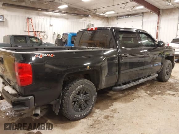 ✅ 2015 Chevrolet Silverado 1500 Work Truck • VIN: 3GCUKPEC8FG461491 • Lot: 41535692. Listed on IAAI with 230,850 mi. Free auction sales archive from the USA and detailed vehicle history report at DreamBid. Image 4.
