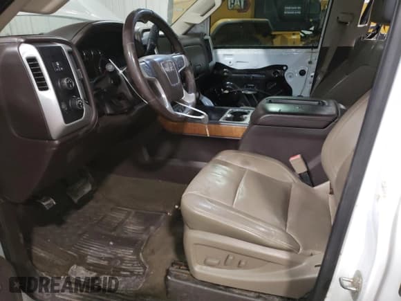 ✅ 2015 GMC Sierra 2500HD SLT • VIN: 1GT12ZE80FF600704 • Lot: 46069905. Listed on Copart with 256,330 mi. Free auction sales archive from the USA and detailed vehicle history report at DreamBid. Image 7.