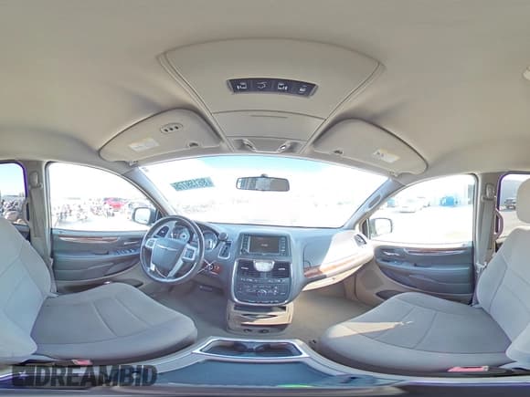 ✅ 2011 Chrysler Town & Country Touring • VIN: 2A4RR5DG8BR677043 • Lot: 86159775. Listed on Copart with 173,224 mi. Free auction sales archive from the USA and detailed vehicle history report at DreamBid. Image 15.