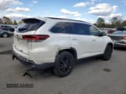 ✅ 2019 Toyota Highlander XLE • VIN: 5TDKZRFH6KS355531 • Lot: 87432245. Listed on Copart with 98,653 mi. Free auction sales archive from the USA and detailed vehicle history report at DreamBid. Image 3.