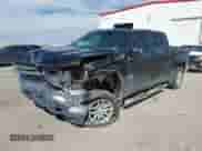 2019 Chevrolet Silverado 1500 LT z VIN 3GCUYDED7KG120227, wystawiony jako IAAI lot #38877247 z przebiegiem 102 592 mil mil oraz . Historia ofert i sprzedaży dostępna na DreamBid. Obrazek 2.