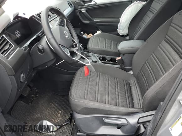 ✅ 2024 Volkswagen Tiguan S • VIN: 3VVFB7AX5RM187062 • Лот: 86638185. Опубликован ранее на Copart с пробегом 10 170 миль. Бесплатный доступ к архиву аукционных продаж из США и подробный отчёт об истории автомобиля на DreamBid. Изображение 7.