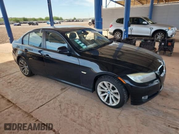 ✅ 2011 BMW 3 Series 328i • VIN: WBAPH7C50BE678113 • Lot: 90509705. Listed on Copart with 91,331 mi. Free auction sales archive from the USA and detailed vehicle history report at DreamBid. Image 4.
