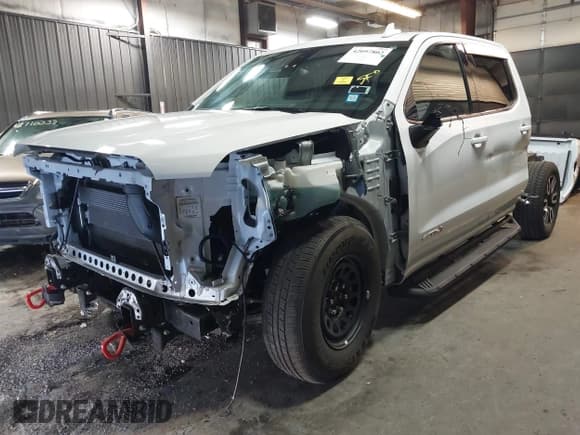 ✅ 2024 GMC Sierra 1500 AT4 • VIN: 3GTUUEEL9RG414568 • Лот: 42097802. Опубликован ранее на IAAI с пробегом 14 093 миль. Бесплатный доступ к архиву аукционных продаж из США и подробный отчёт об истории автомобиля на DreamBid. Изображение 23.