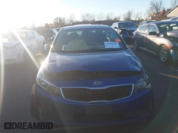 ✅ 2017 Kia Forte LX • VIN: 3KPFK4A78HE121515 • Lot: 43586469. Listed on IAAI with 141,775 mi. Free auction sales archive from the USA and detailed vehicle history report at DreamBid. Image 12.