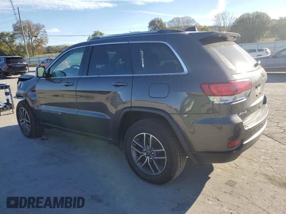 ✅ 2020 Jeep Grand Cherokee Laredo E • VIN: 1C4RJFAGXLC149005 • Лот: 82559565. Опубликован ранее на Copart с пробегом 82 594 миль. Бесплатный доступ к архиву аукционных продаж из США и подробный отчёт об истории автомобиля на DreamBid. Изображение 2.