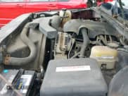 ✅ 2002 Chevrolet Suburban LT • VIN: 1GNFK16Z12J148114 • Лот: 42180158. Опубликован ранее на IAAI с пробегом 231 149 миль. Бесплатный доступ к архиву аукционных продаж из США и подробный отчёт об истории автомобиля на DreamBid. Изображение 19.