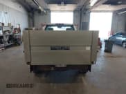 ✅ 2015 Chevrolet Silverado 2500HD Work Truck • VIN: 1GC0CUEG7FZ114814 • Lot: 42158008. Wystawiony na IAAI z przebiegiem 306 861 mil. Bezpłatny archiwum sprzedaży aukcyjnych z USA i szczegółowy raport historii pojazdu na DreamBid. Zdjęcie 17.