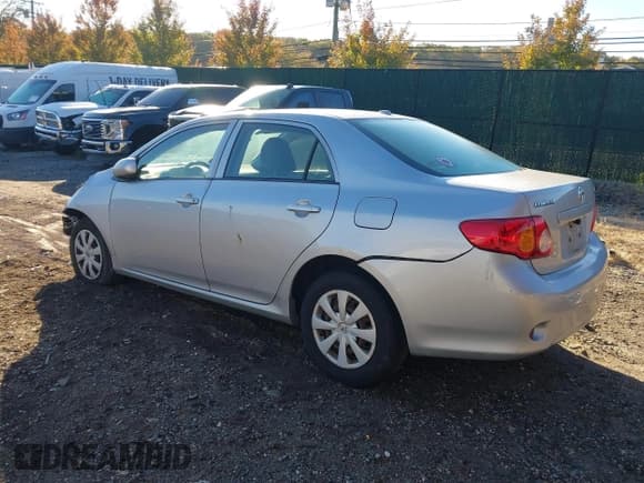 ✅ 2009 Toyota Corolla LE • VIN: 2T1BU40E69C177087 • Lot: 43447666. Listed on IAAI with 195,964 mi. Free auction sales archive from the USA and detailed vehicle history report at DreamBid. Image 3.