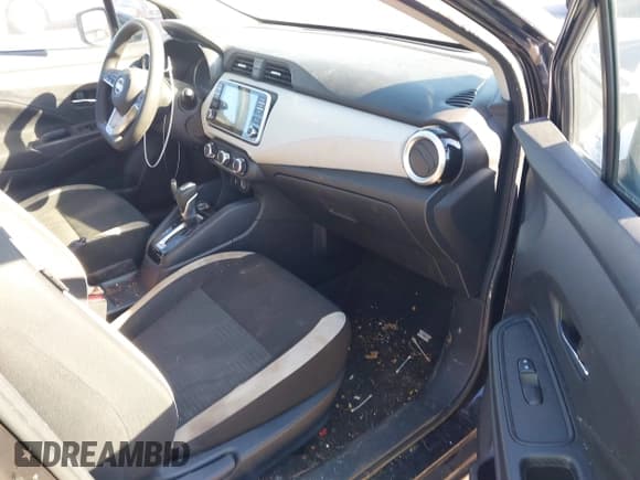 ✅ 2021 Nissan Versa SV • VIN: 3N1CN8EV7ML864900 • Lot: 43636220. Listed on IAAI with 126,110 mi. Free auction sales archive from the USA and detailed vehicle history report at DreamBid. Image 5.