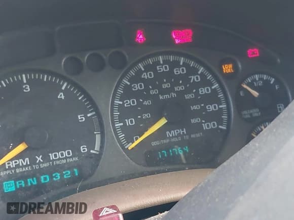 ✅ 1999 Chevrolet Blazer LS • VIN: 1GNCS13W9X2130068 • Лот: 41898280. Опубликован ранее на IAAI с пробегом 171 764 миль. Бесплатный доступ к архиву аукционных продаж из США и подробный отчёт об истории автомобиля на DreamBid. Изображение 7.