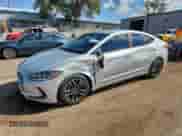 2017 Hyundai Elantra SE z VIN 5NPD74LF0HH201576, wystawiony jako Copart lot #85171515 z przebiegiem 81 010 mil mil oraz Szkoda całkowita • Salvage title. Historia ofert i sprzedaży dostępna na DreamBid. Obrazek 1.