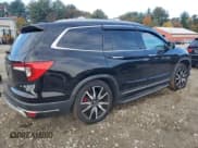 ✅ 2019 Honda Pilot Touring 8-Passenger • VIN: 5FNYF6H99KB068941 • Lot: 87454695. Listed on Copart with 98,410 mi. Free auction sales archive from the USA and detailed vehicle history report at DreamBid. Image 3.