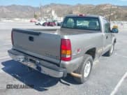 ✅ 2000 Chevrolet Silverado 1500 • VIN: 1GCEK14W8YZ370561 • Lot: 42443955. Listed on IAAI with 106,903 mi. Free auction sales archive from the USA and detailed vehicle history report at DreamBid. Image 4.
