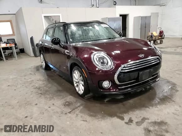 ✅ 2019 MINI Clubman Cooper • VIN: WMWLU1C59K2F30277 • Lot: 48409485. Listed on Copart with 57,861 mi. Free auction sales archive from the USA and detailed vehicle history report at DreamBid. Image 14.