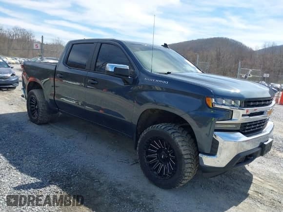 ✅ 2019 Chevrolet Silverado 1500 LT • VIN: 1GCPYDEKXKZ394243 • Lot: 41821628. Wystawiony na IAAI z przebiegiem Nie podano. Bezpłatny archiwum sprzedaży aukcyjnych z USA i szczegółowy raport historii pojazdu na DreamBid. Zdjęcie 1.