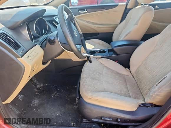 2013 Hyundai Sonata GLS z VIN 5NPEB4AC0DH509143, wystawiony jako Copart lot #82179565 z przebiegiem 155 247 mil mil oraz Szkoda całkowita • Salvage title. Historia ofert i sprzedaży dostępna na DreamBid. Obrazek 7.