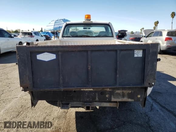 ✅ 2001 Dodge 2500 • VIN: 3B7KC26Z51M560578 • Lot: 91894035. Wystawiony na Copart z przebiegiem 106 834 mil. Bezpłatny archiwum sprzedaży aukcyjnych z USA i szczegółowy raport historii pojazdu na DreamBid. Zdjęcie 6.