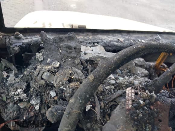 ✅ 2009 Jeep Wrangler X • VIN: 1J4FA24149L731736 • Лот: 42202605. Опубликован ранее на IAAI с пробегом Не указан. Бесплатный доступ к архиву аукционных продаж из США и подробный отчёт об истории автомобиля на DreamBid. Изображение 7.