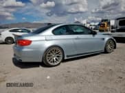 ✅ 2011 BMW M3 • VIN: WBSKG9C57BE368416 • Lot: 65966775. Wystawiony na Copart z przebiegiem 66 303 mil. Bezpłatny archiwum sprzedaży aukcyjnych z USA i szczegółowy raport historii pojazdu na DreamBid. Zdjęcie 3.
