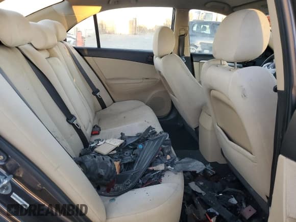 ✅ 2009 Hyundai Sonata GLS • VIN: 5NPET46C89H556269 • Лот: 85920734. Опубликован ранее на Copart с пробегом Не указан. Бесплатный доступ к архиву аукционных продаж из США и подробный отчёт об истории автомобиля на DreamBid. Изображение 11.