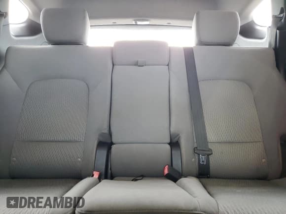 ✅ 2018 Hyundai Santa Fe 2.4L • VIN: 5XYZU3LBXJG534368 • Lot: 92224595. Wystawiony na Copart z przebiegiem 84 290 mil. Bezpłatny archiwum sprzedaży aukcyjnych z USA i szczegółowy raport historii pojazdu na DreamBid. Zdjęcie 10.