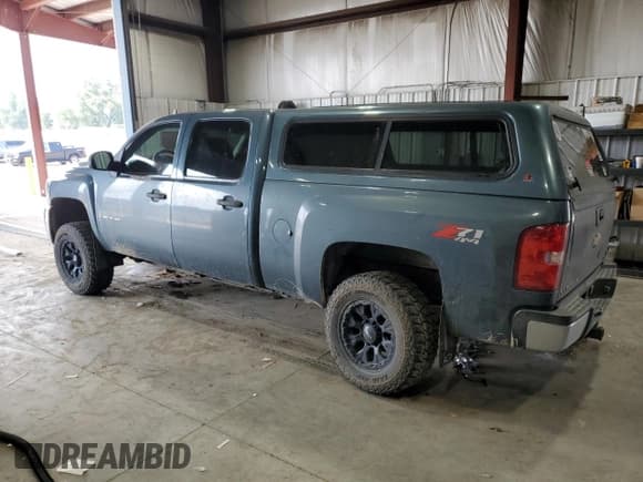 ✅ 2007 Chevrolet Silverado 2500HD 2LT • VIN: 1GCHK23677F540588 • Lot: 65809695. Wystawiony na Copart z przebiegiem 198 886 mil. Bezpłatny archiwum sprzedaży aukcyjnych z USA i szczegółowy raport historii pojazdu na DreamBid. Zdjęcie 2.