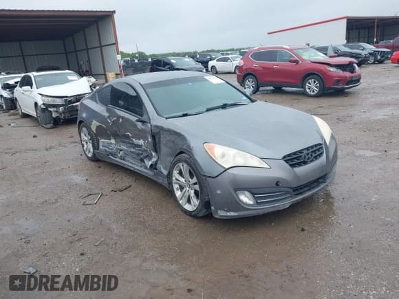 ✅ 2010 Hyundai Genesis Coupe • VIN: KMHHU6KH3AU008595 • Lot: 41967658. Wystawiony na IAAI z przebiegiem 174 161 mil. Bezpłatny archiwum sprzedaży aukcyjnych z USA i szczegółowy raport historii pojazdu na DreamBid. Zdjęcie 1.