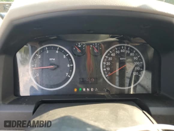 ✅ 2010 Dodge 1500 TRX • VIN: 1D7RV1GT8AS129310 • Lot: 63498545. Wystawiony na Copart z przebiegiem 161 402 mil. Bezpłatny archiwum sprzedaży aukcyjnych z USA i szczegółowy raport historii pojazdu na DreamBid. Zdjęcie 9.