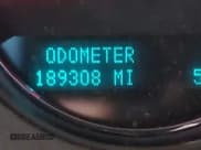 ✅ 2011 Chevrolet Suburban LT • VIN: 1GNSCJE06BR399016 • Lot: 43105701. Wystawiony na IAAI z przebiegiem 189 308 mil. Bezpłatny archiwum sprzedaży aukcyjnych z USA i szczegółowy raport historii pojazdu na DreamBid. Zdjęcie 15.