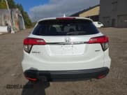✅ 2019 Honda HR-V LX • VIN: 3CZRU6H33KM111374 • Lot: 71615555. Wystawiony na Copart z przebiegiem 31 586 mil. Bezpłatny archiwum sprzedaży aukcyjnych z USA i szczegółowy raport historii pojazdu na DreamBid. Zdjęcie 6.