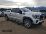 ✅ 2021 GMC Sierra 1500 • VIN: 3GTU9AEF4MG145182 • Lot: 84267464. Wystawiony na Copart z przebiegiem 88 092 mil. Bezpłatny archiwum sprzedaży aukcyjnych z USA i szczegółowy raport historii pojazdu na DreamBid. Zdjęcie 4.