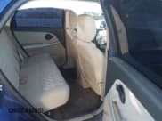 ✅ 2007 Chevrolet Equinox LS • VIN: 2CNDL23F376052305 • Lot: 43615758. Wystawiony na IAAI z przebiegiem 203 623 mil. Bezpłatny archiwum sprzedaży aukcyjnych z USA i szczegółowy raport historii pojazdu na DreamBid. Zdjęcie 8.