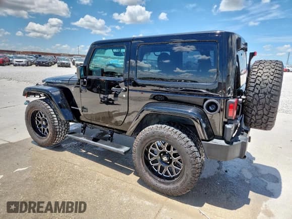 ✅ 2017 Jeep Wrangler Rubicon • VIN: 1C4BJWCG6HL624560 • Lot: 61753145. Listed on Copart with 33,871 mi. Free auction sales archive from the USA and detailed vehicle history report at DreamBid. Image 2.