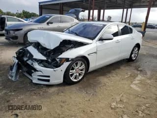 ✅ 2019 Jaguar XE 25t Premium • VIN: SAJAD4FX9KCP51203 • Lot: 85678745. Wystawiony na Copart z przebiegiem 68 051 mil. Bezpłatny archiwum sprzedaży aukcyjnych z USA i szczegółowy raport historii pojazdu na DreamBid. Zdjęcie 1.