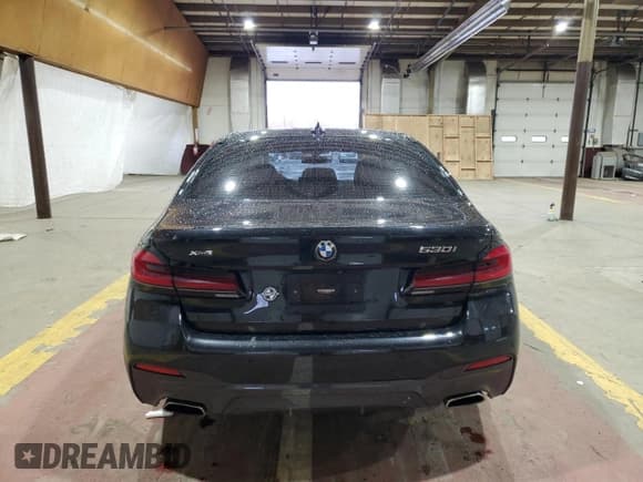 ✅ 2022 BMW 5 Series 530i xDrive • VIN: WBA13BJ09NWX69765 • Лот: 51975445. Опубликован ранее на Copart с пробегом Не указан. Бесплатный доступ к архиву аукционных продаж из США и подробный отчёт об истории автомобиля на DreamBid. Изображение 6.