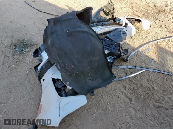 ✅ 2024 Chevrolet Suburban High Country • VIN: 1GNSKGKL0RR234738 • Лот: 81026025. Опубликован ранее на Copart с пробегом 24 527 миль. Бесплатный доступ к архиву аукционных продаж из США и подробный отчёт об истории автомобиля на DreamBid. Изображение 13.