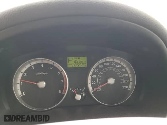 2009 Hyundai Accent L с VIN KMHCN35C49U108982, выставлен на аукционе Copart как лот 78483844 с пробегом 205 527 миль миль и Чистый • Clean title. История ставок и продаж доступна на DreamBid. Изображение 9.