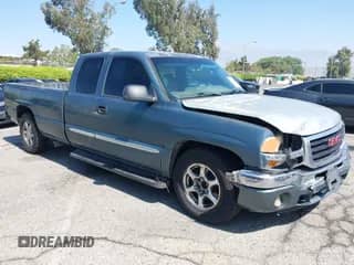 2006 GMC Sierra 1500 SLE1 with VIN 1GTEC19Z46E187968, listed as a IAAI auction lot 42817077 with 267,986 mi miles and . Bid and sale history available at DreamBid. Image 1.