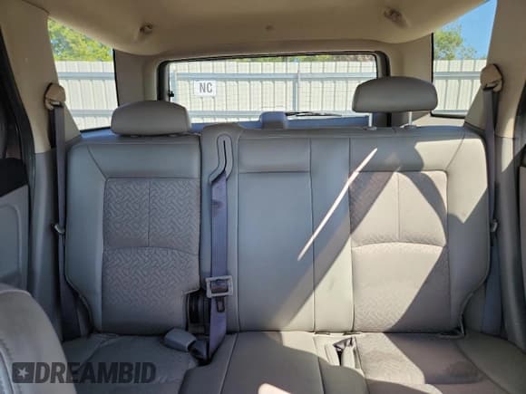 ✅ 2006 Saturn VUE • VIN: 5GZCZ63466S894165 • Lot: 80099335. Listed on Copart with Not provided. Free auction sales archive from the USA and detailed vehicle history report at DreamBid. Image 10.