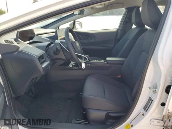 2025 Toyota Prius LE with VIN JTDADABU5S3026898, listed as a Copart auction lot 81225015 with 2,814 mi miles and Salvage title. Bid and sale history available at DreamBid. Image 7.