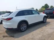 ✅ 2025 Mazda CX-90 Preferred Package • VIN: JM3KKBHA2S1199519 • Lot: 42870639. Wystawiony na IAAI z przebiegiem 2 703 mil. Bezpłatny archiwum sprzedaży aukcyjnych z USA i szczegółowy raport historii pojazdu na DreamBid. Zdjęcie 4.