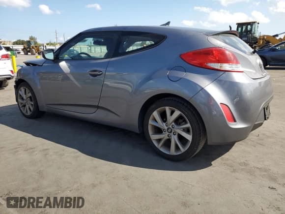 ✅ 2016 Hyundai Veloster • VIN: KMHTC6AD3GU269102 • Lot: 49149075. Wystawiony na Copart z przebiegiem 103 257 mil. Bezpłatny archiwum sprzedaży aukcyjnych z USA i szczegółowy raport historii pojazdu na DreamBid. Zdjęcie 2.